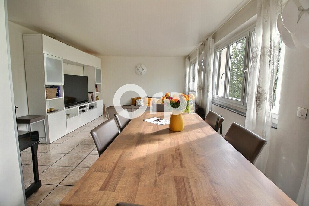 Achat appartement à vendre 4 pièces 77 m² - Clichy