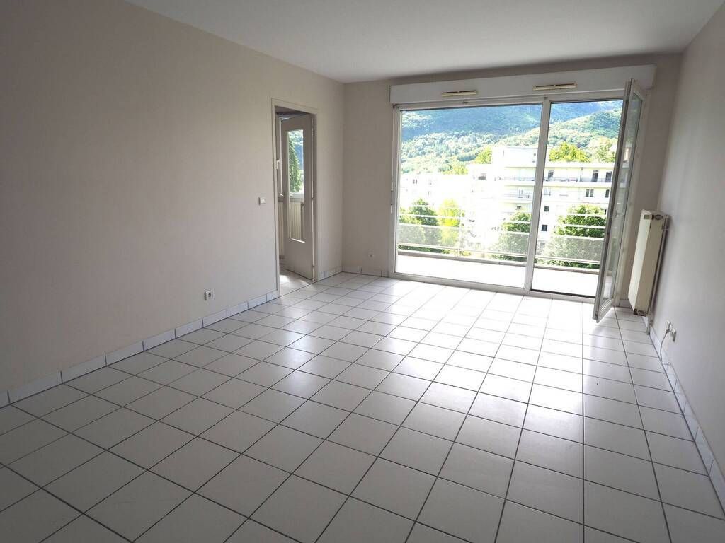 Achat appartement 4 pièce(s) Montagny-les-Lanches