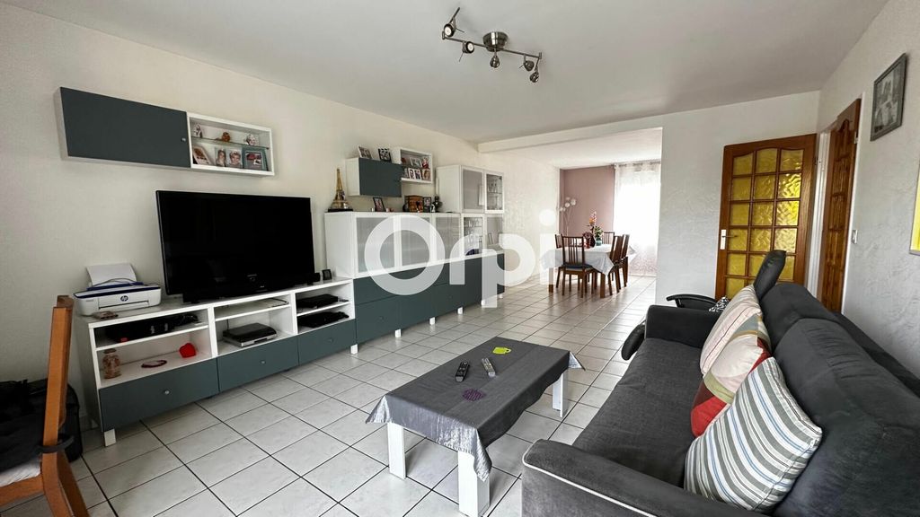 Achat appartement à vendre 4 pièces 84 m² - Neuilly-sur-Marne