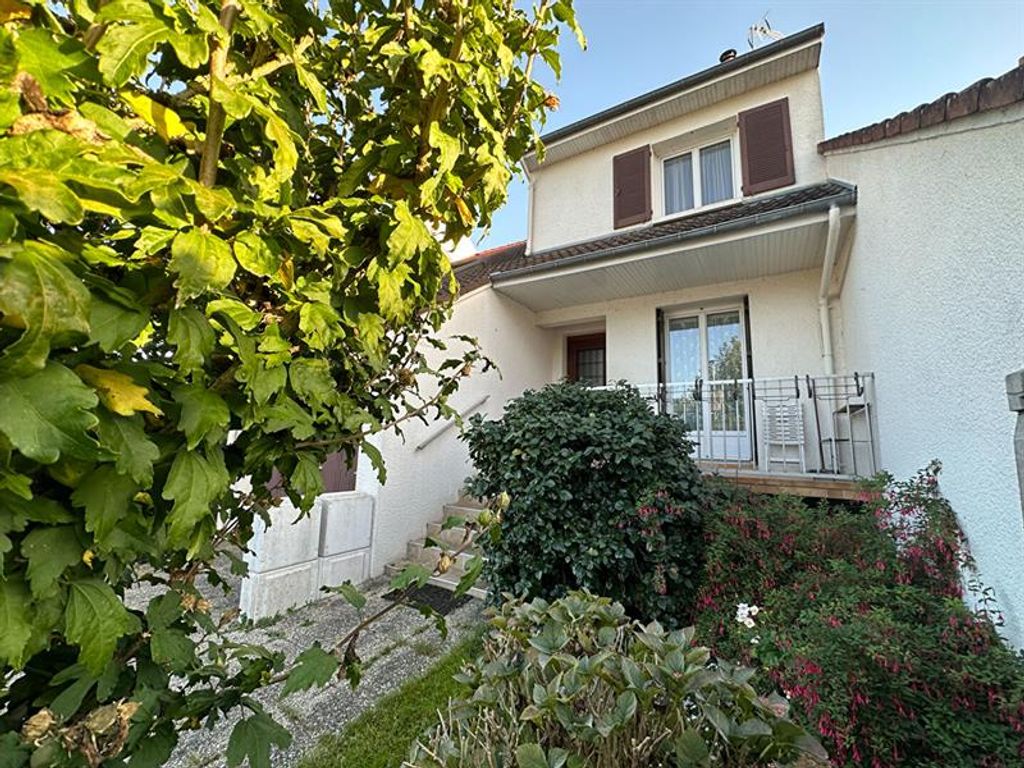 Achat maison à vendre 3 chambres 94 m² - Blois