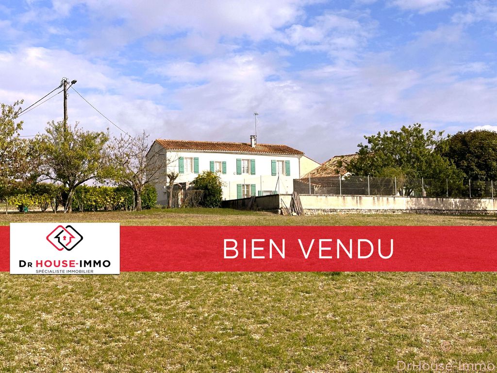Achat maison à vendre 3 chambres 114 m² - Saint-Genis-d'Hiersac