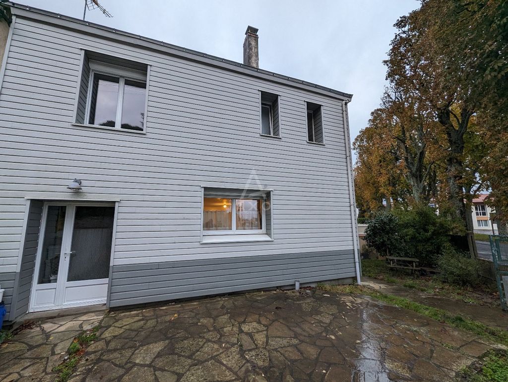 Achat maison à vendre 3 chambres 94 m² - Clisson