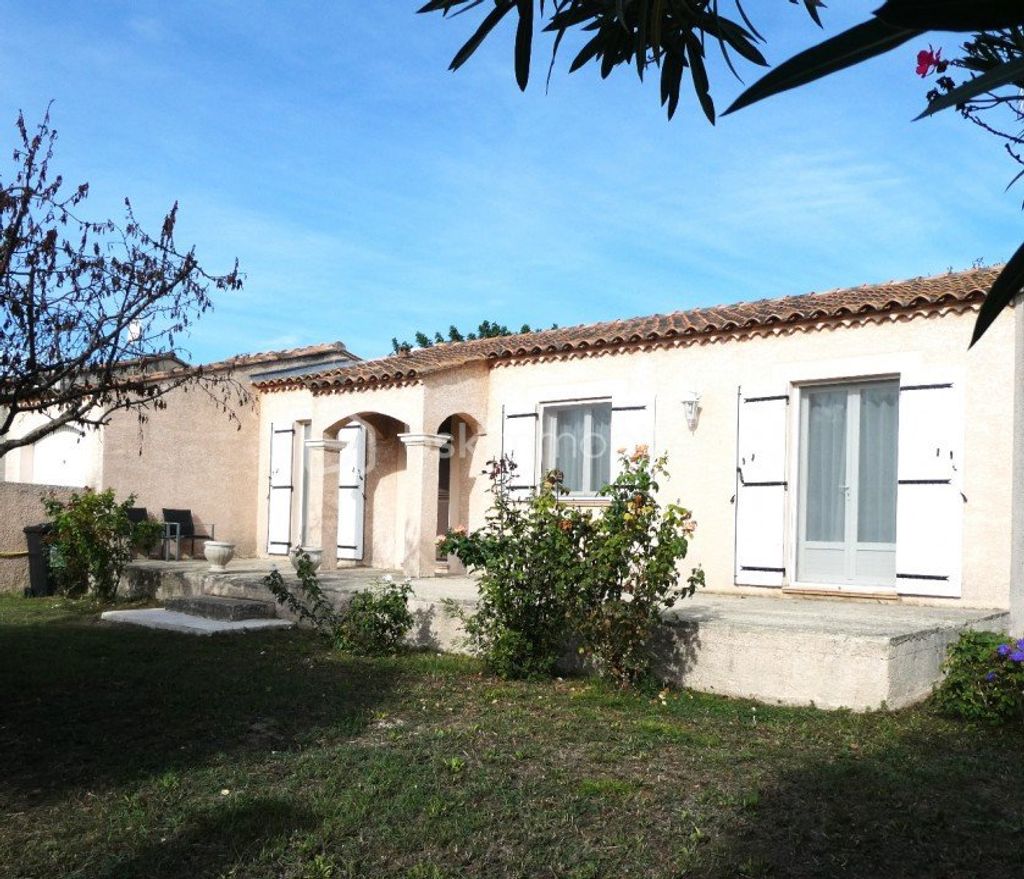 Achat maison à vendre 3 chambres 90 m² - Saint-Rémy-de-Provence