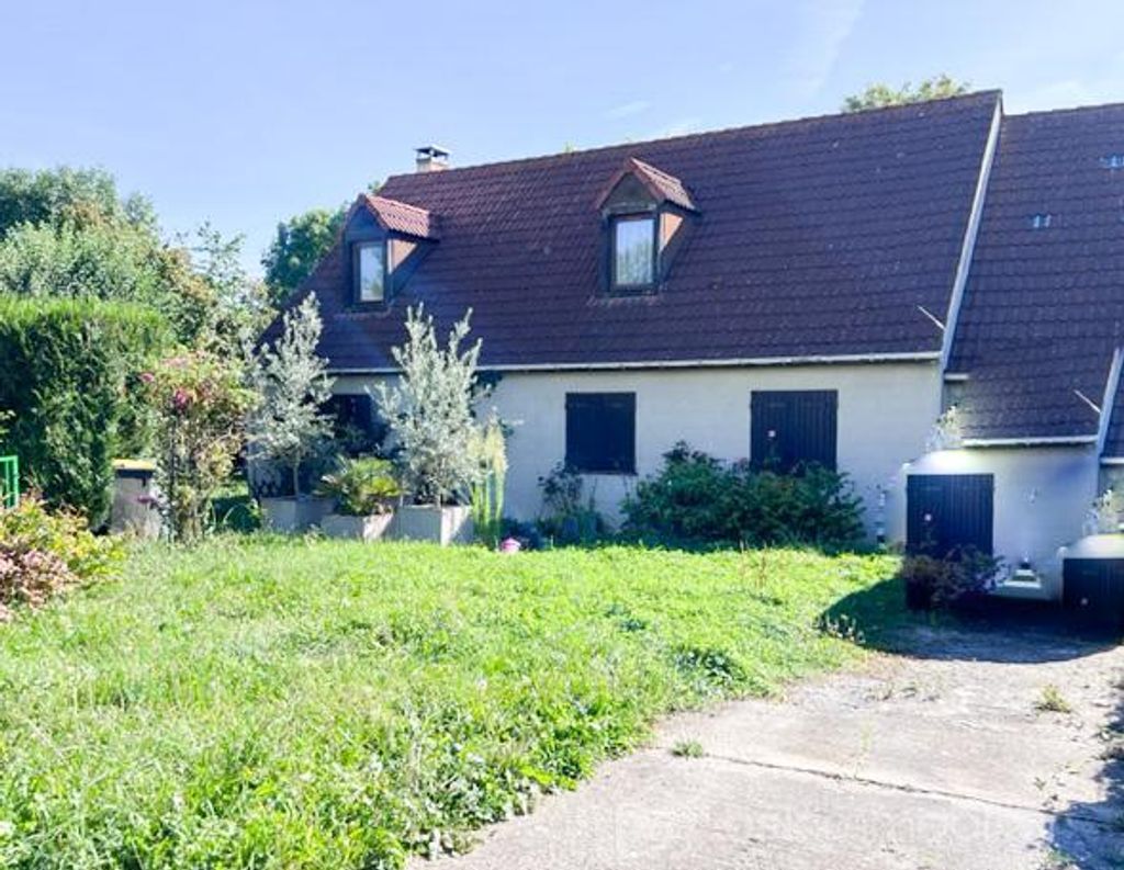 Achat maison à vendre 6 chambres 131 m² - Roissy-en-Brie