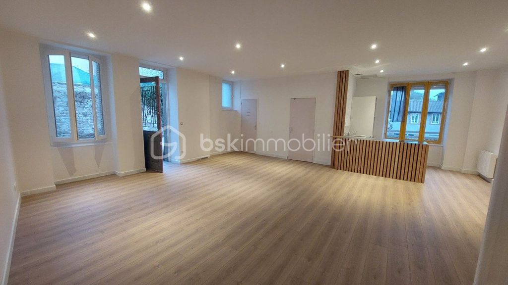 Achat appartement à vendre 4 pièces 95 m² - Boën-sur-Lignon