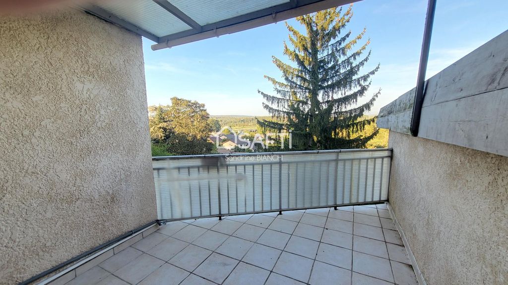 Achat appartement à vendre 3 pièces 62 m² - Bourgoin-Jallieu