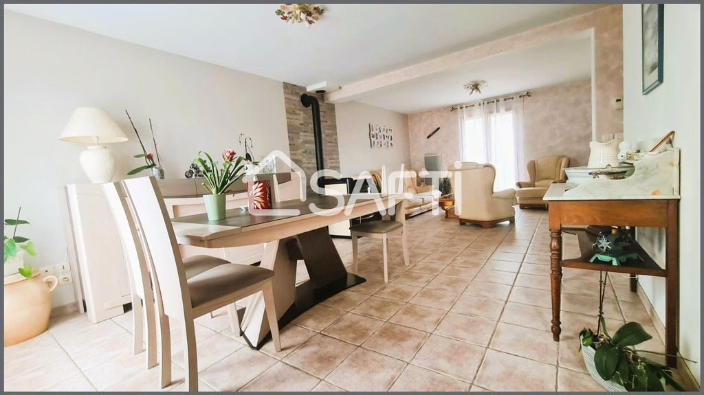 Achat maison à vendre 4 chambres 120 m² - Charleval