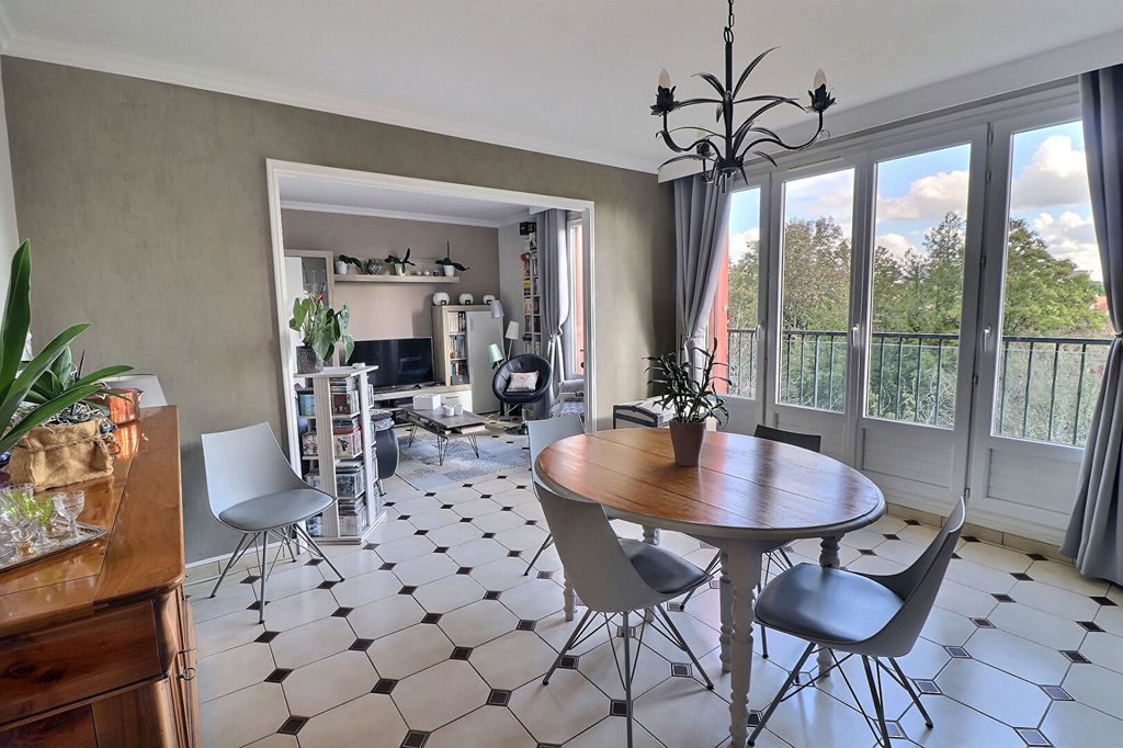 Achat appartement à vendre 5 pièces 89 m² - Rambouillet