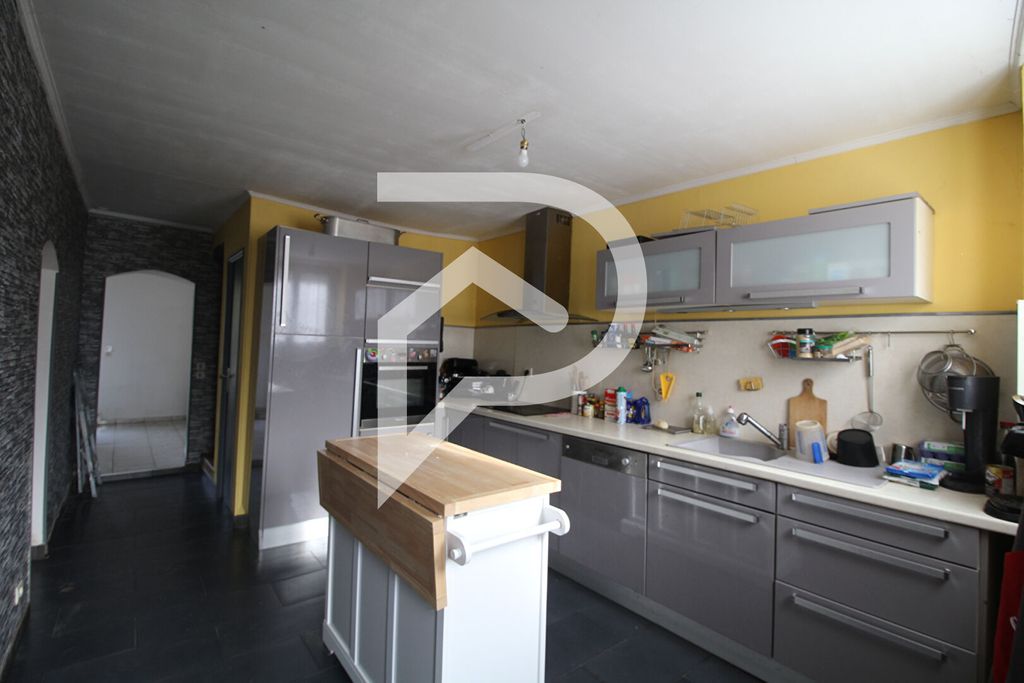 Achat maison à vendre 3 chambres 136 m² - Nanteuil-le-Haudouin