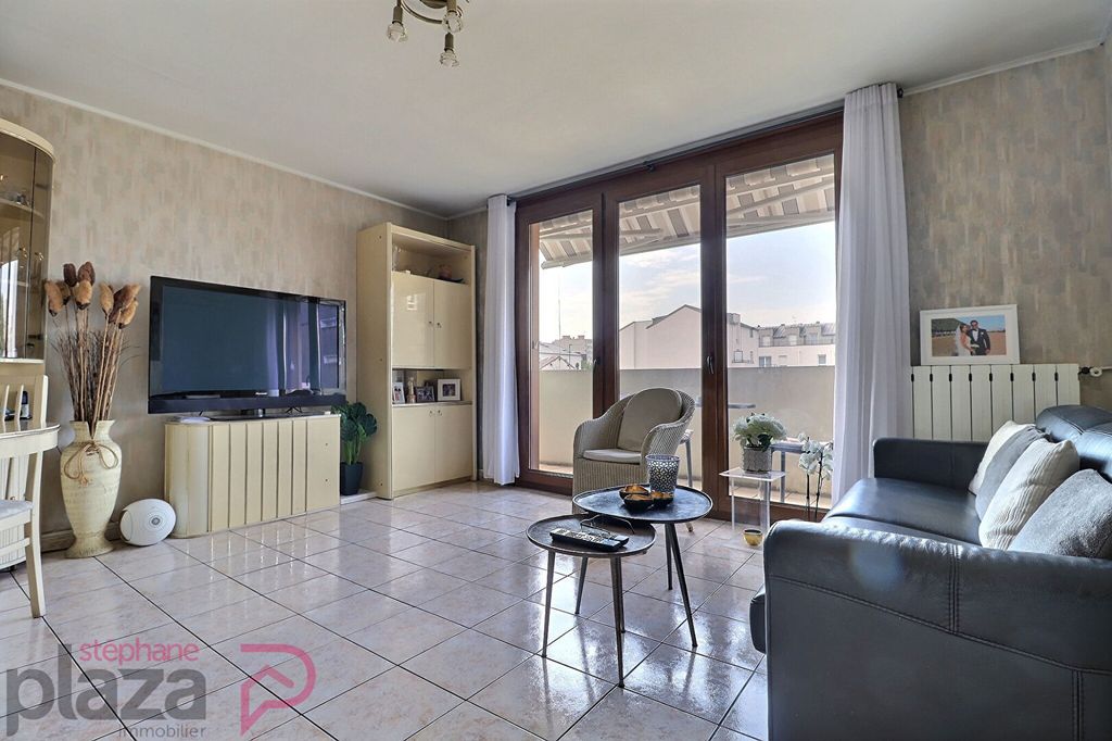 Achat appartement à vendre 3 pièces 70 m² - Romainville