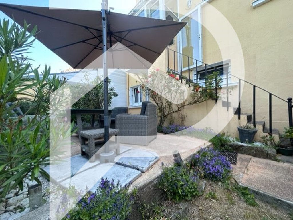 Achat maison à vendre 3 chambres 132 m² - Saint-Nazaire