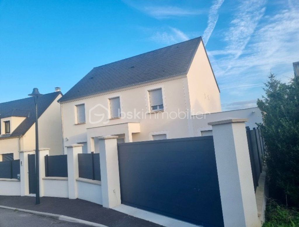 Achat maison à vendre 4 chambres 156 m² - Soissons