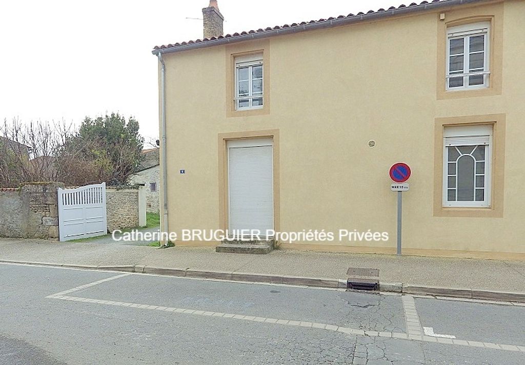 Achat appartement à vendre 8 pièces 251 m² - La Rochelle