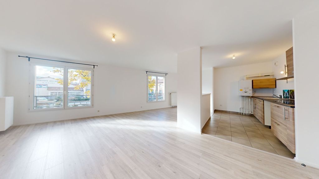 Achat appartement à vendre 3 pièces 77 m² - Saint-Ouen