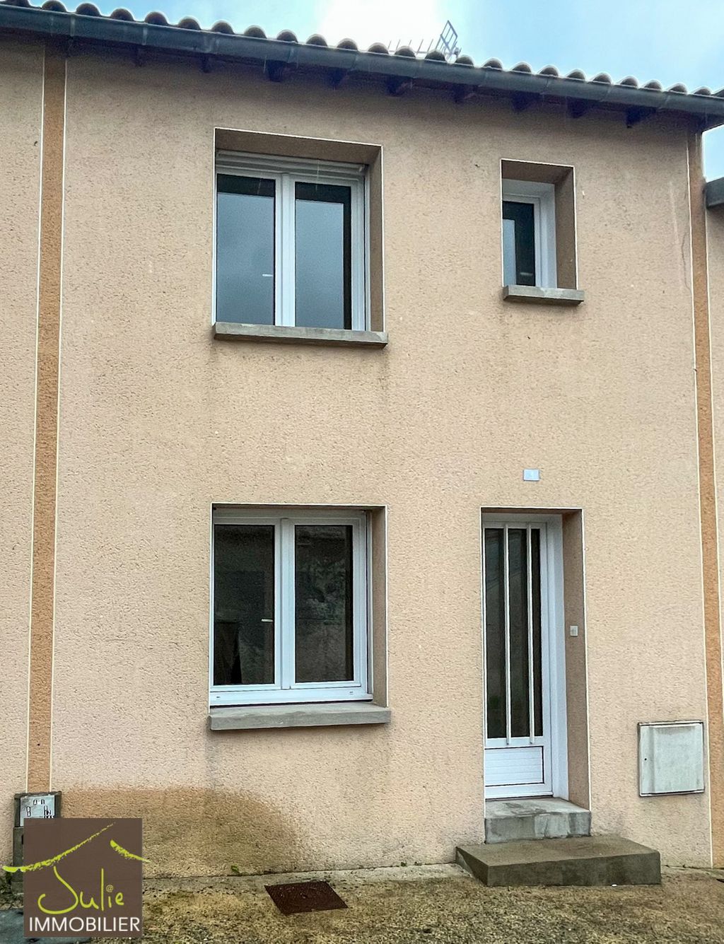 Achat maison à vendre 2 chambres 54 m² - Bressuire