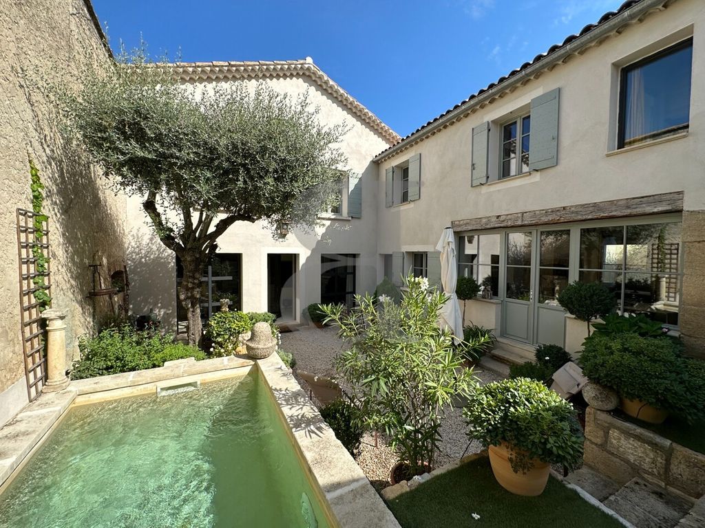 Achat maison à vendre 3 chambres 161 m² - Vaison-la-Romaine