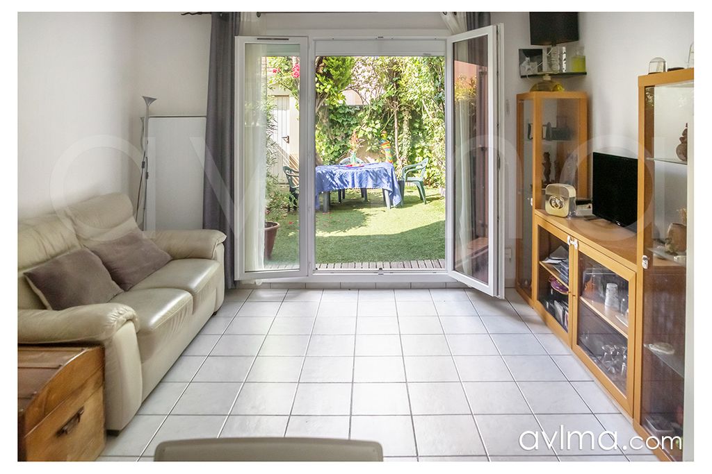 Achat maison à vendre 2 chambres 56 m² - Le Chesnay