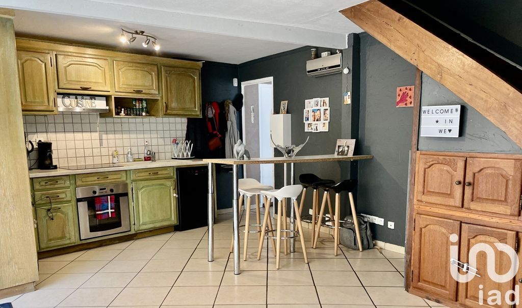 Achat maison à vendre 4 chambres 120 m² - Saint-Priest-les-Fougères