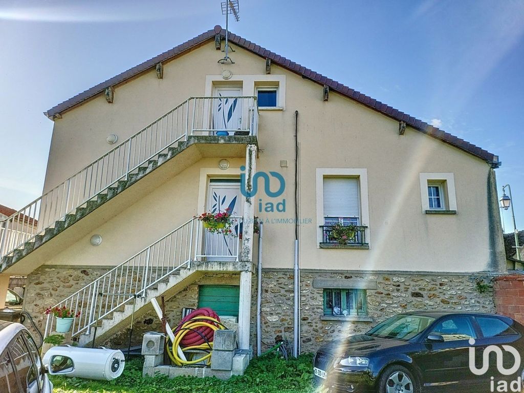 Achat maison à vendre 4 chambres 145 m² - Fontenay-Trésigny