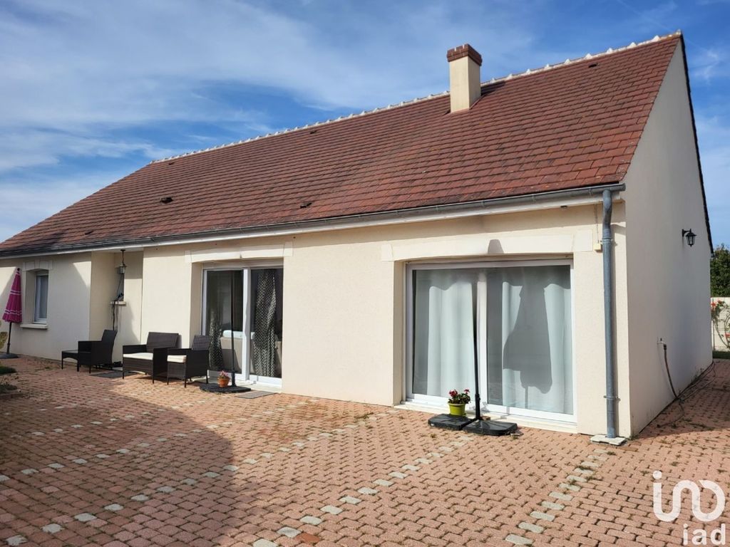 Achat maison à vendre 4 chambres 136 m² - Châteauneuf-sur-Loire