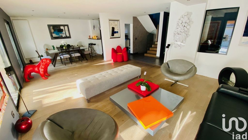 Achat maison à vendre 4 chambres 188 m² - Enghien-les-Bains