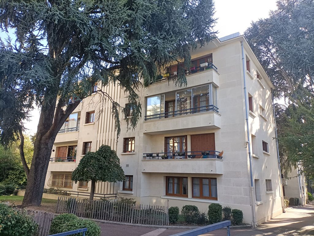 Achat appartement à vendre 3 pièces 59 m² - Rosny-sous-Bois