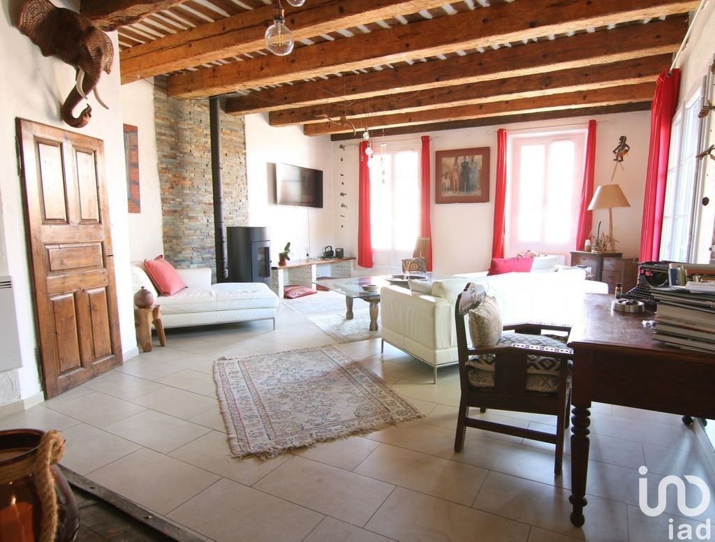 Achat maison à vendre 4 chambres 180 m² - La Roquebrussanne