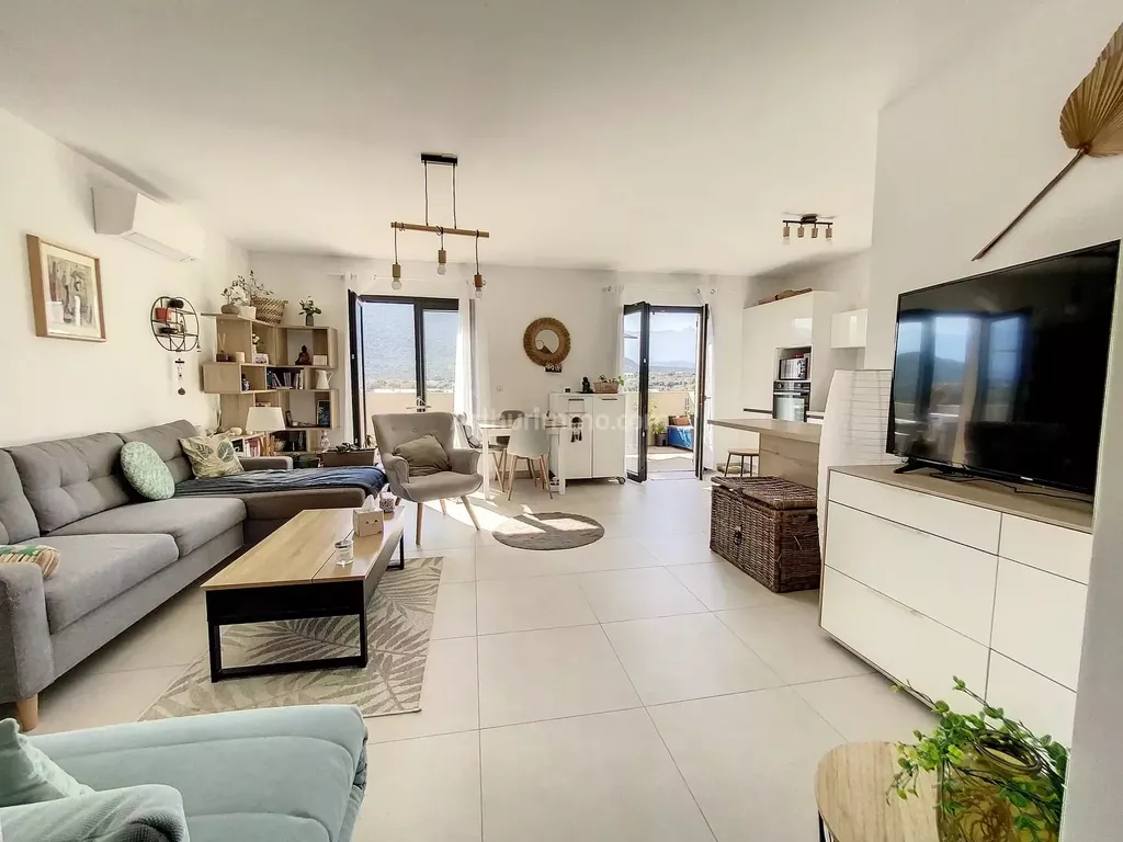 Achat appartement à vendre 3 pièces 67 m² - L'Île-Rousse