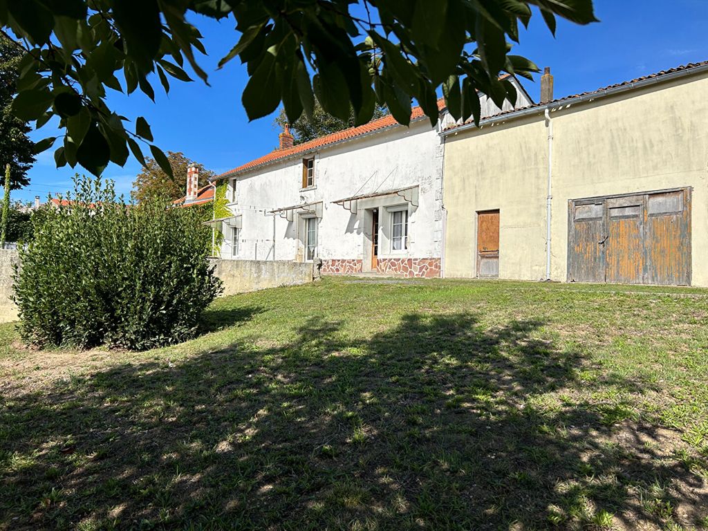 Achat maison à vendre 3 chambres 150 m² - L'Île-d'Elle