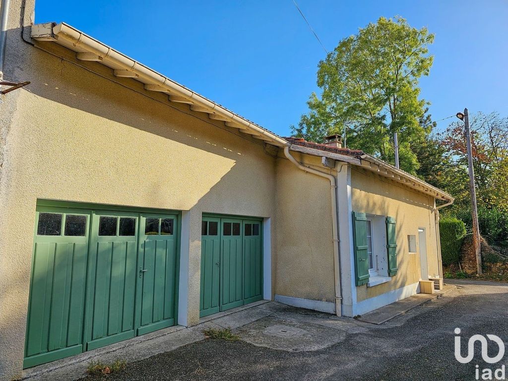 Achat maison à vendre 3 chambres 85 m² - Rochechouart