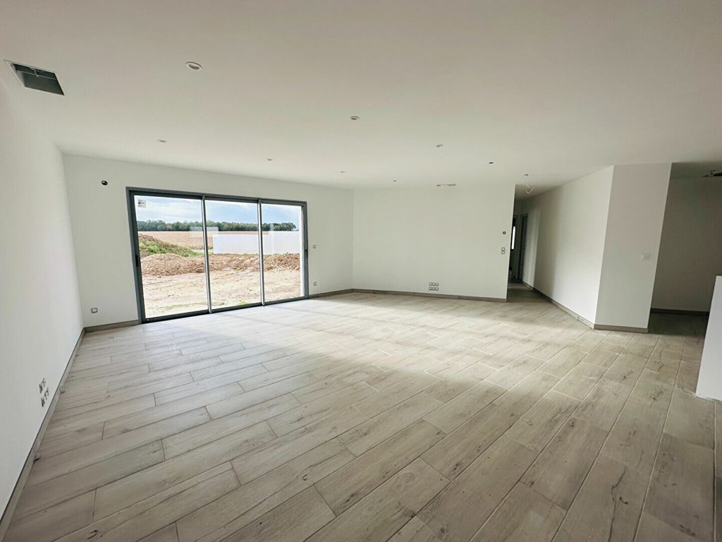 Achat maison à vendre 4 chambres 144 m² - Saint-Georges-des-Coteaux