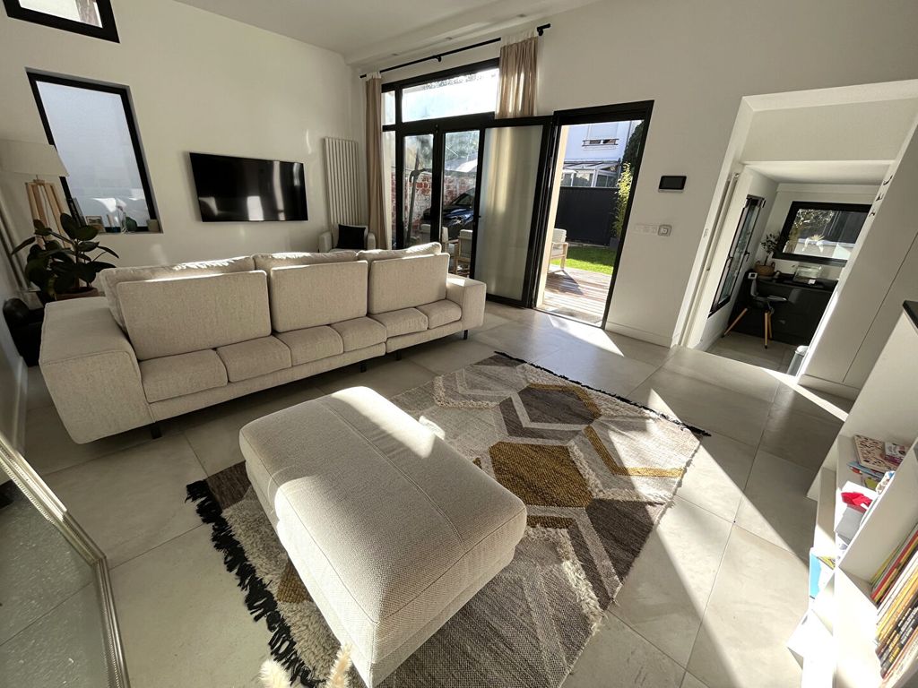 Achat maison à vendre 3 chambres 128 m² - Fontenay-sous-Bois