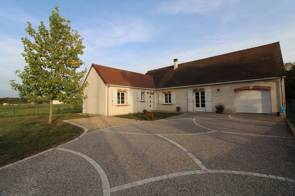 Achat maison à vendre 4 chambres 142 m² - Vallières-les-Grandes