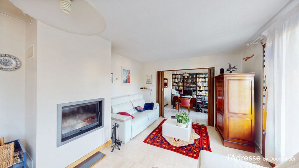 Achat maison à vendre 4 chambres 121 m² - Villebon-sur-Yvette