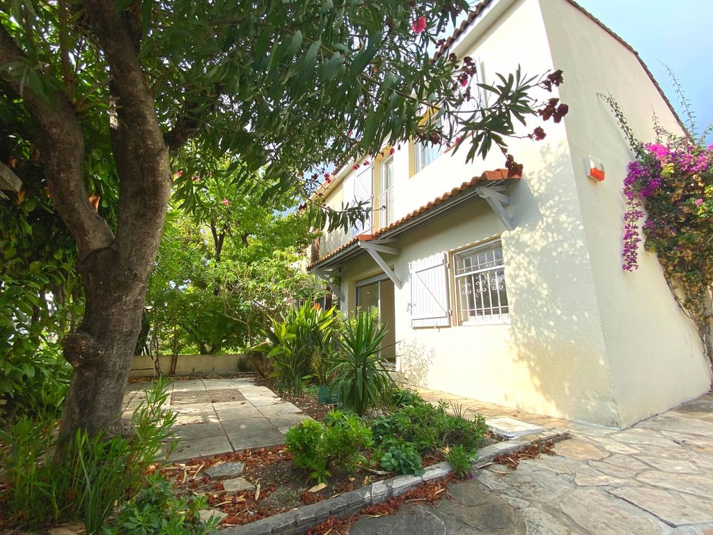 Achat maison à vendre 3 chambres 75 m² - La Ciotat