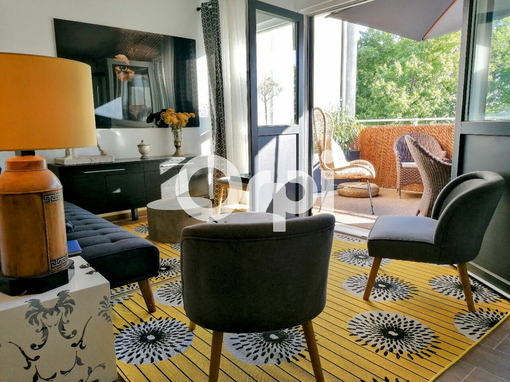 Achat appartement à vendre 3 pièces 61 m² - Arles