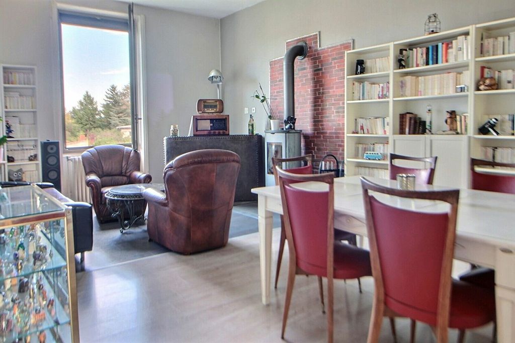 Achat maison à vendre 4 chambres 177 m² - Roanne