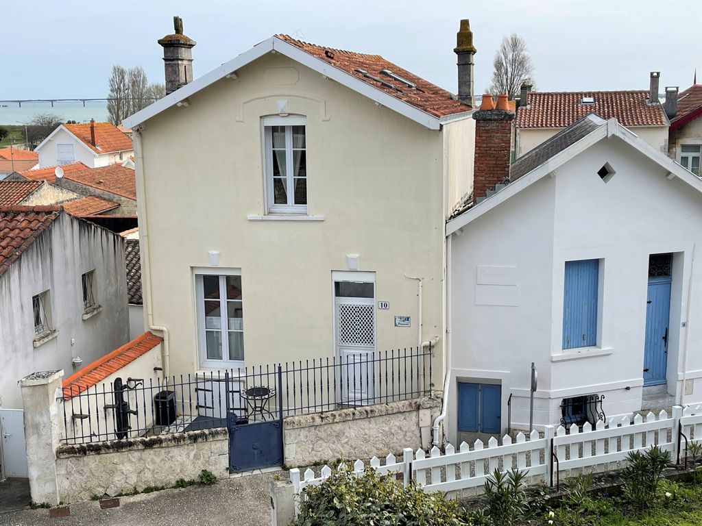 Achat maison à vendre 5 chambres 127 m² - Saint-Trojan-les-Bains