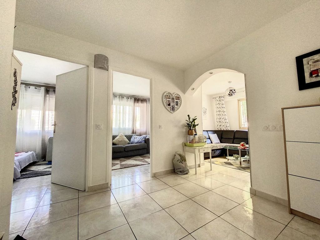 Achat appartement à vendre 3 pièces 57 m² - Nice