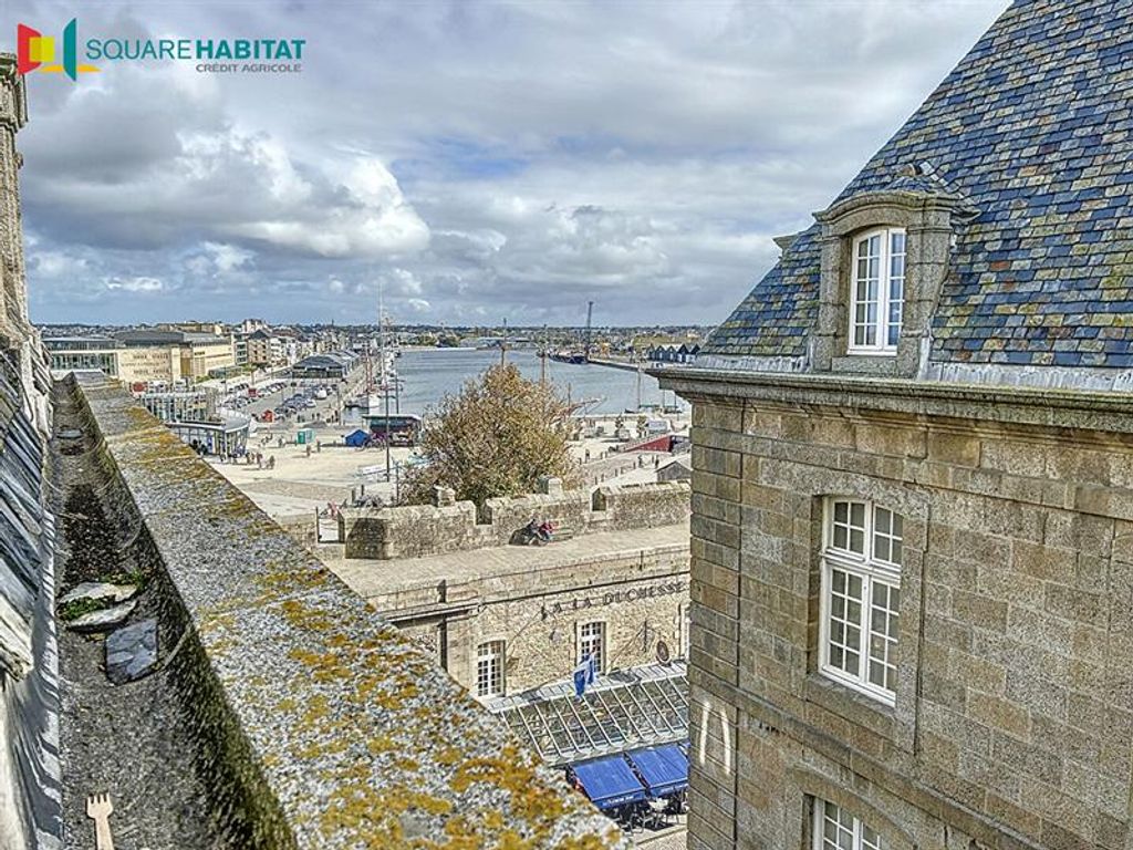 Achat appartement à vendre 3 pièces 69 m² - Saint-Malo