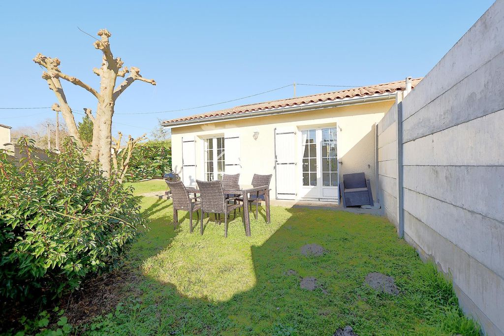 Achat maison à vendre 2 chambres 63 m² - Val de Virvée