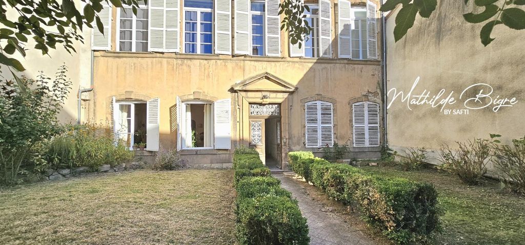 Achat appartement à vendre 5 pièces 200 m² - Issoire
