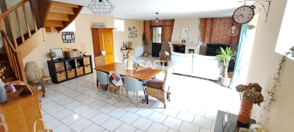 Achat maison à vendre 3 chambres 160 m² - Précigné