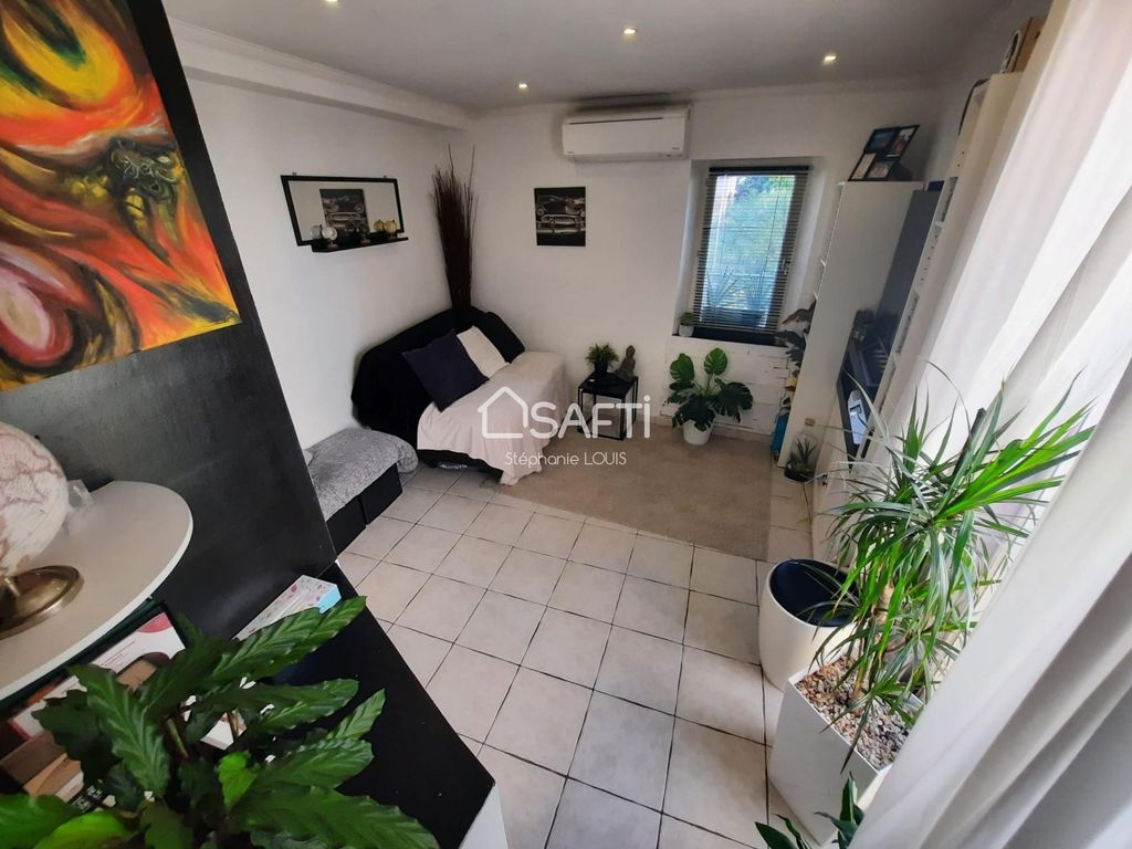 Achat maison à vendre 1 chambre 38 m² - La Motte