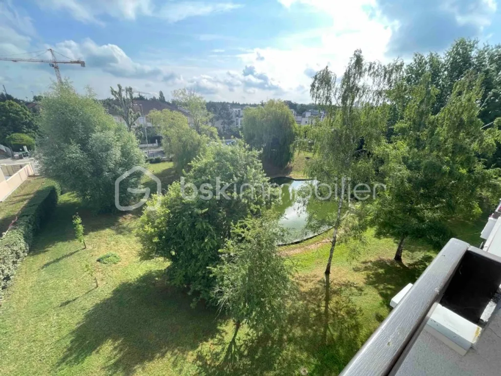 Achat appartement à vendre 4 pièces 76 m² - Sainte-Geneviève-des-Bois