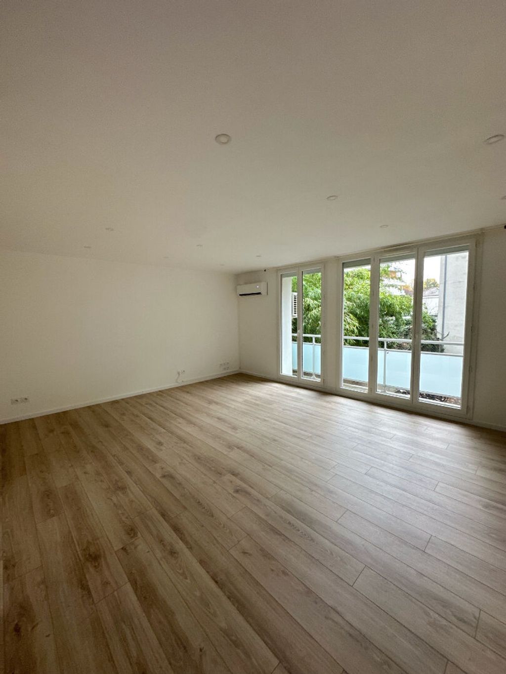 Achat appartement à vendre 3 pièces 66 m² - La Tronche