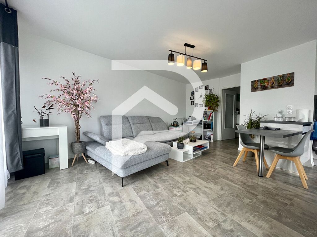 Achat appartement à vendre 3 pièces 62 m² - Savigny-le-Temple