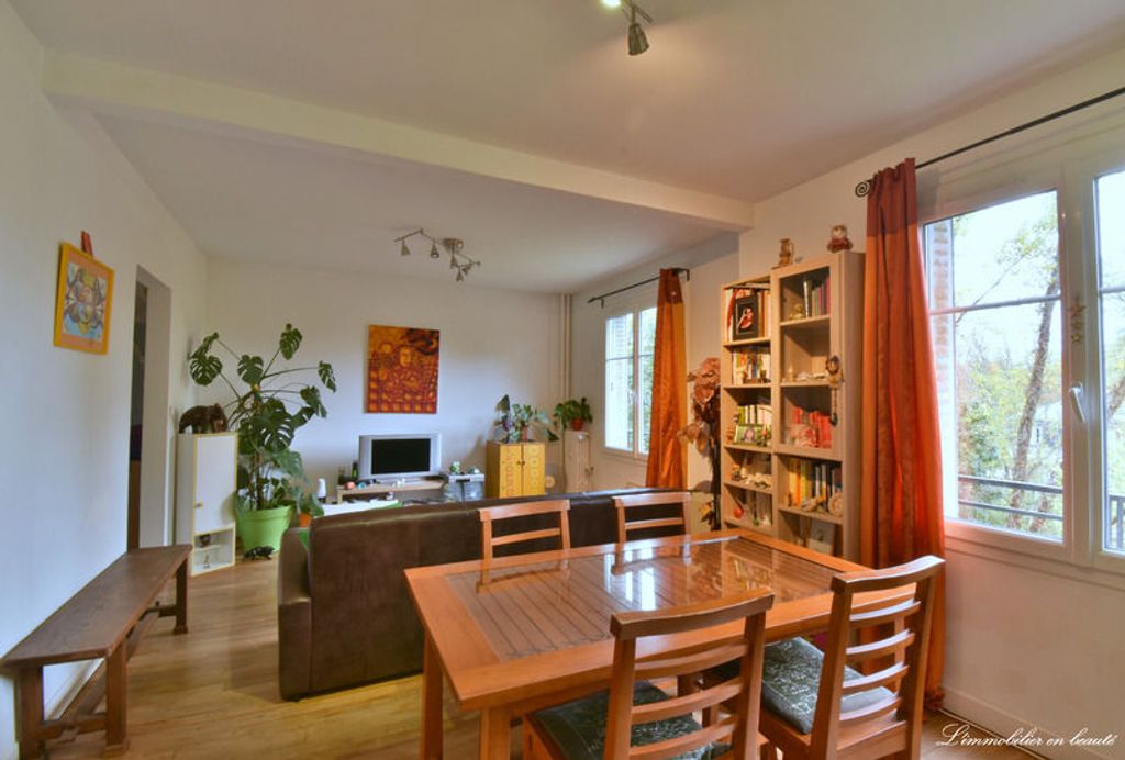 Achat appartement à vendre 2 pièces 48 m² - Ris-Orangis