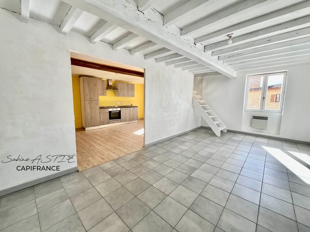 Achat appartement à vendre 4 pièces 133 m² - Saint-Vérand