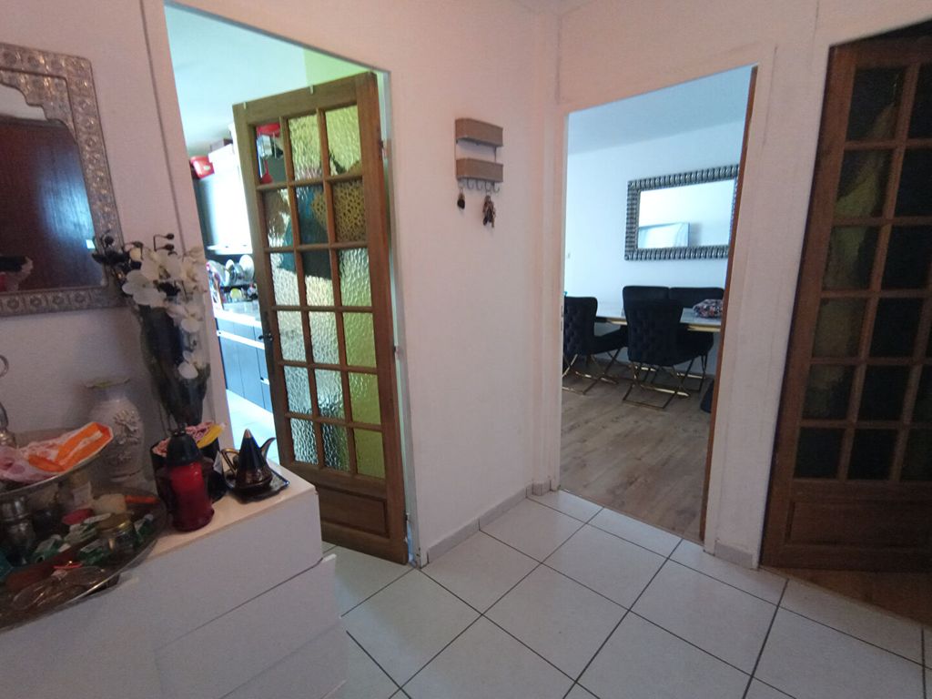 Achat appartement à vendre 4 pièces 95 m² - Nîmes